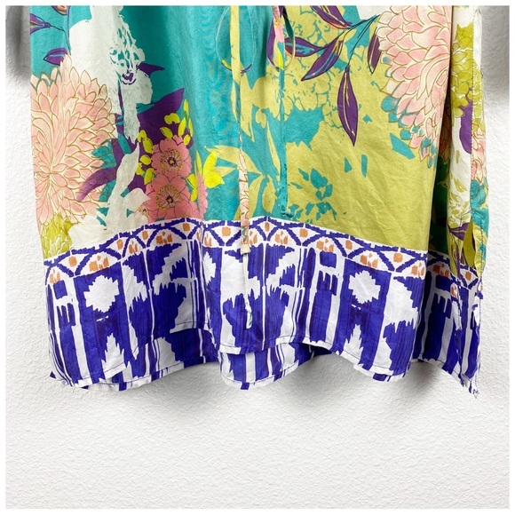 CAbi Poetry Silk Floral Print Tunic Size Medium‎ - Picture 4 of 12